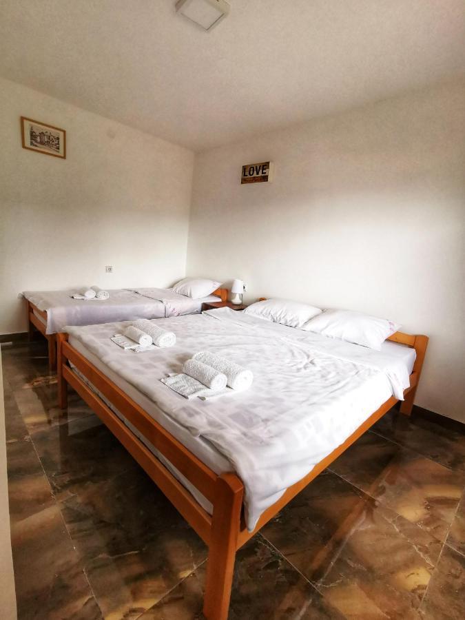 Villa Balconlux - Zavojsko Jezero, ピロト エクステリア 写真